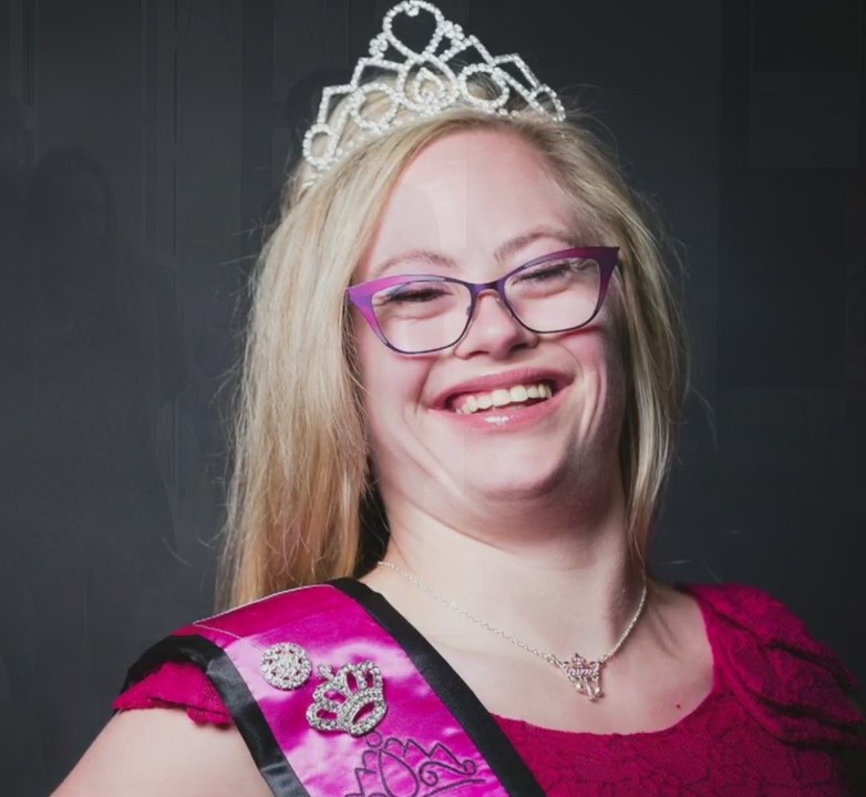 Leia mais sobre o artigo Jovem com Down concorre como Miss Minnesota